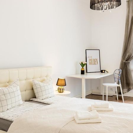 Golden Apartments Warsaw - Stylish And Luxury Apartment - Podwale Exterior photo